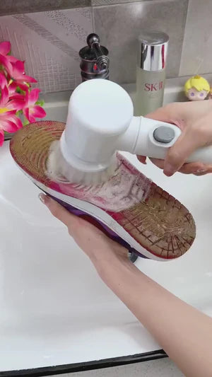 : Cleaning Magic Electric Brush Cleaning Bathroom Tiles

AR: الفرشاة الكهربائية السحرية تنظف بلاط الحمام